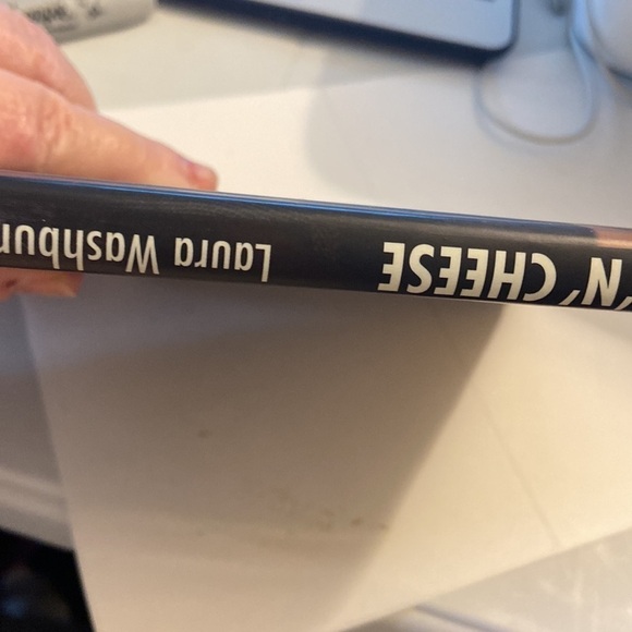 Mac & cheese, recipe book F12 - Picture 3 of 4